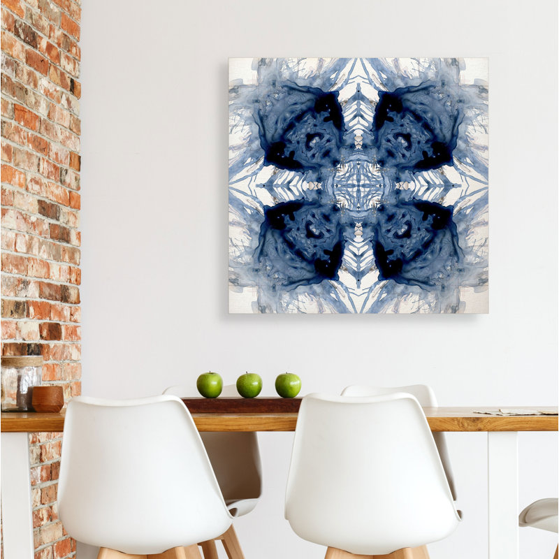 «Indigo Kaleidoscope IV», impression sur toile tendue, H 24 po x l 24 po x 1,5 po
