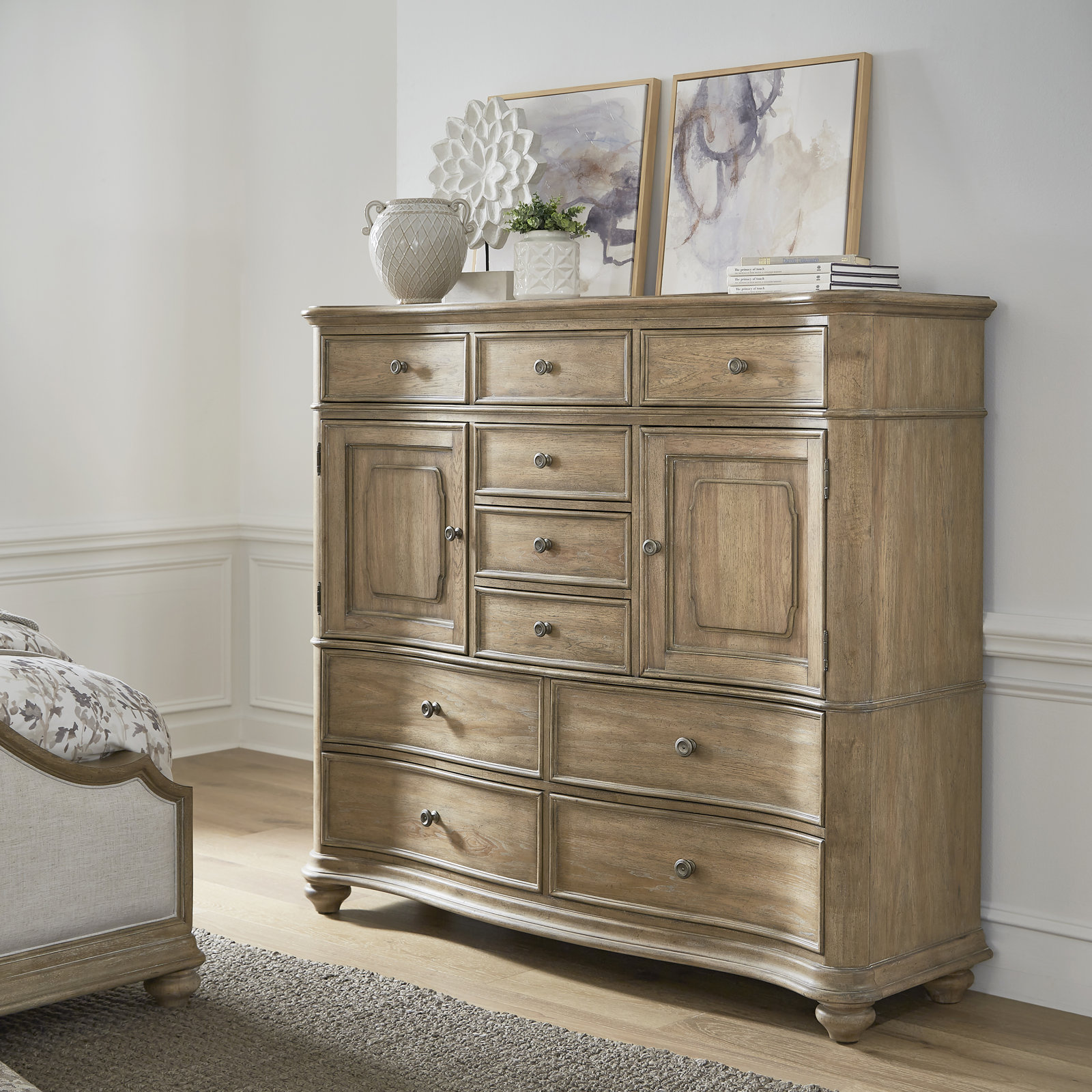 Louise 10 - Drawer Dresser