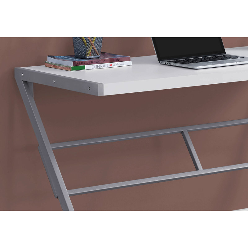 Bureau d'ordinateur, bureau personnel, ordinateur portable, L 48 po, travail, stratifié, métal, contemporain, Blanc