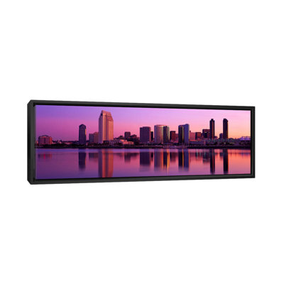 " San Diego, California, Twiilight "