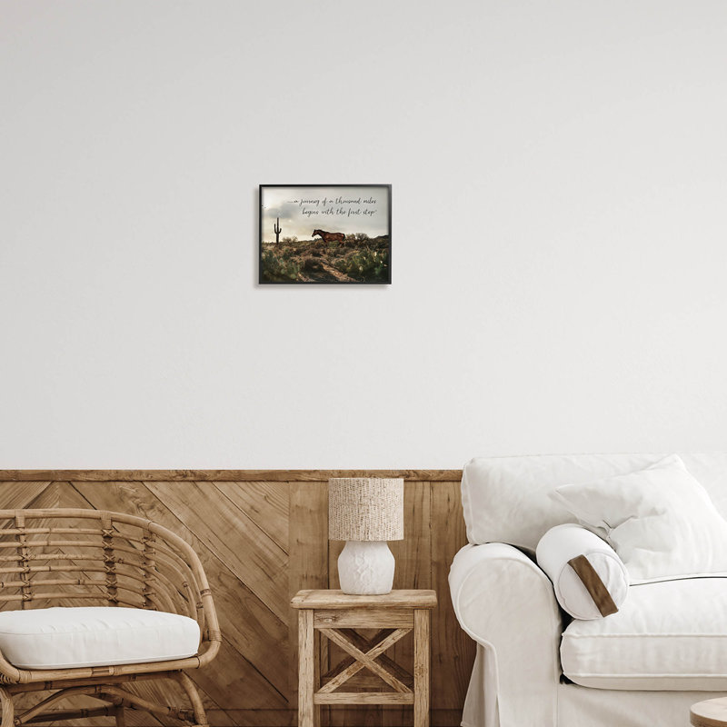 «Journey Begins With First Step Scenery», estampe numérique par Lori Deiter, Giclée encadrée noir minuit