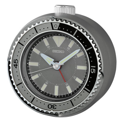 QHE207NLH Alarm Clock, Silver