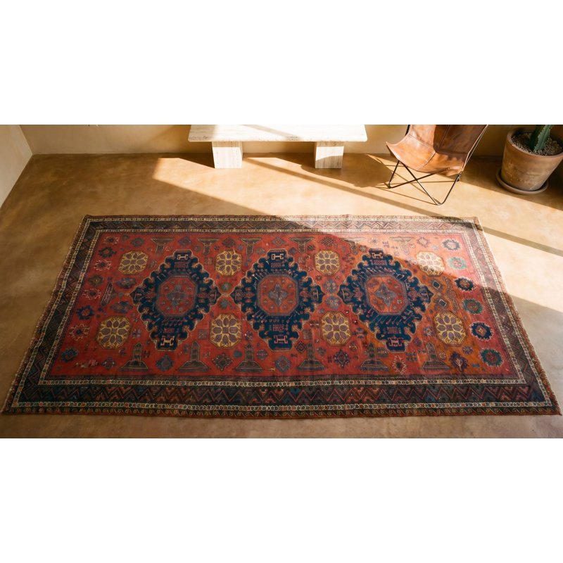 Tapis noué antique de race blanche Sumak