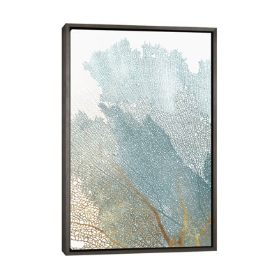 «Delicate Branches Against White Canvas II», reproduction d'art sur toile encadrée