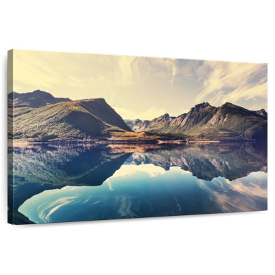 Alvord Norwegian Lake