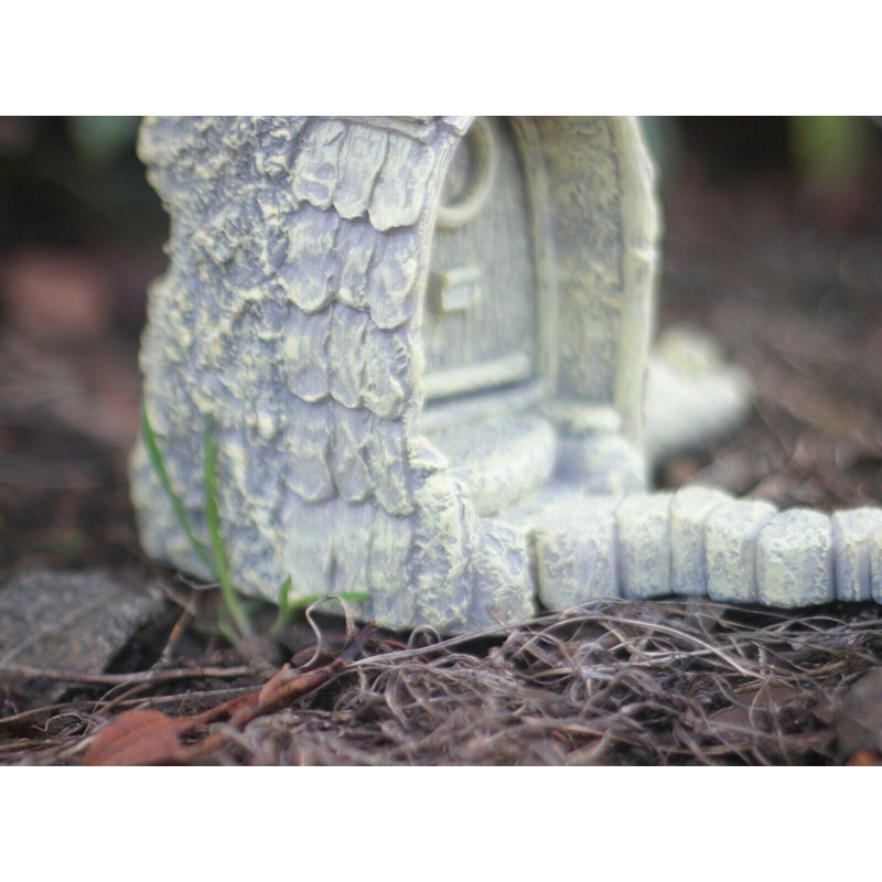 Mciver Plastic Garden Statue