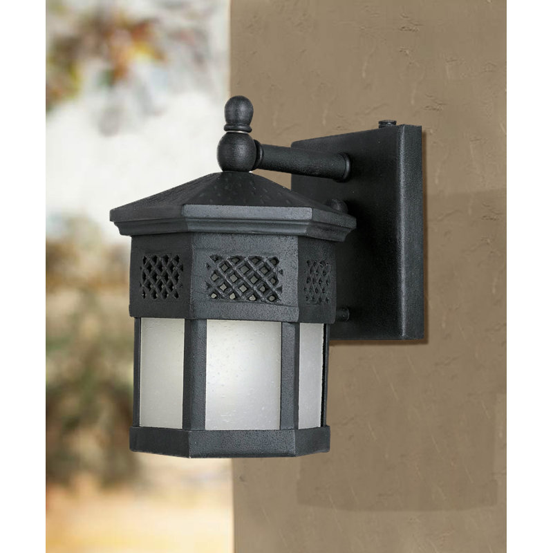 Cutlerville Wall Light