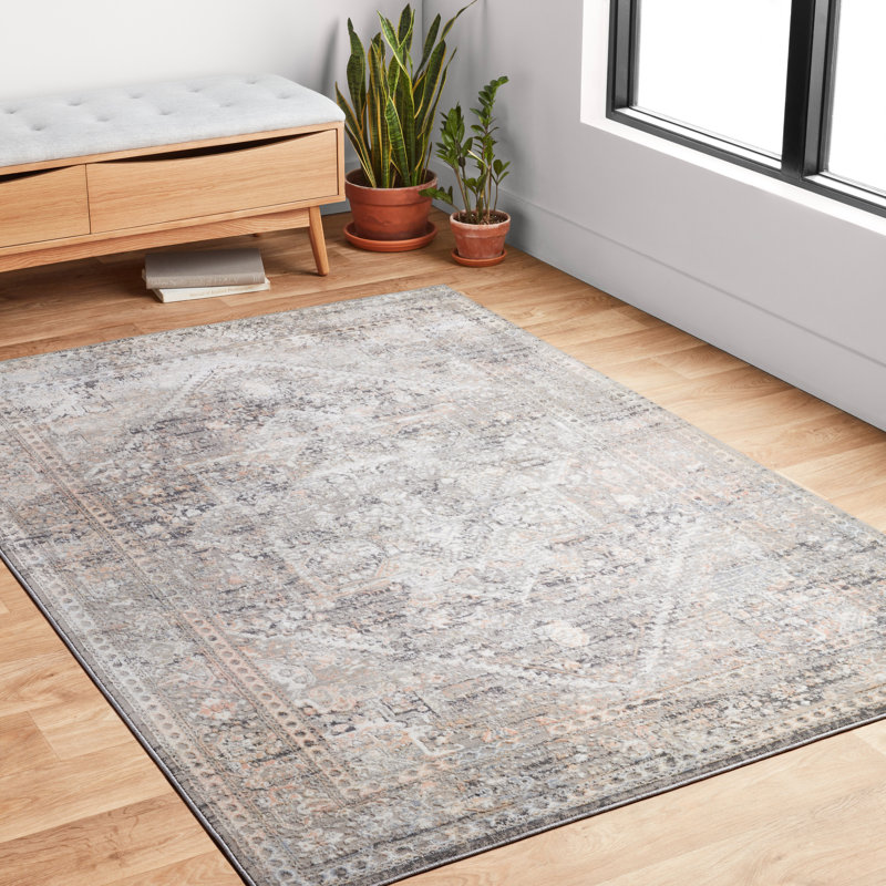 Cudahy Oriental Indoor Rug, Rectangle 4' x 5'7"