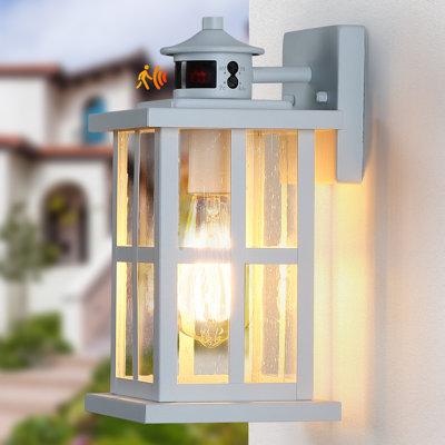 Applique murale d'extérieur 12 po à 1 lumière avec abat-jour en verre bullé 12 po