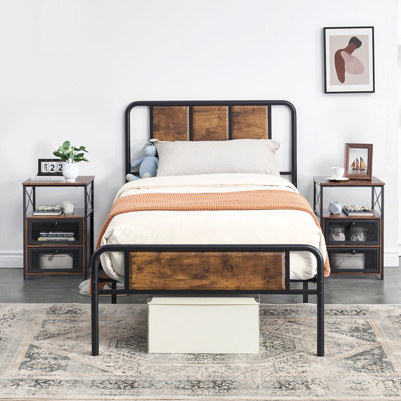 Kempst 3 Piece Steel Bedroom Set, Brown, Queen