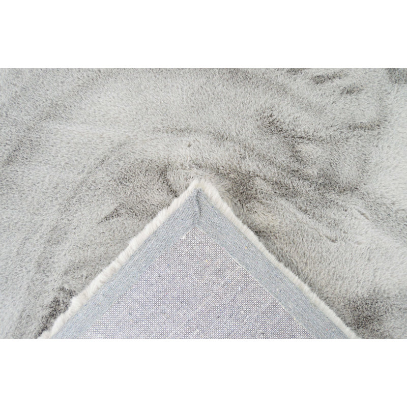 Nikith Rug