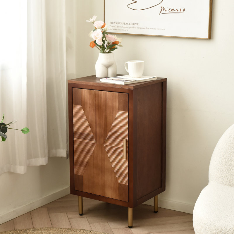 Table de bout moderne en bois à deux tons cannelé de 30,5 po avec tablette de rangement pour le salon, noyer antique et finition naturelle
