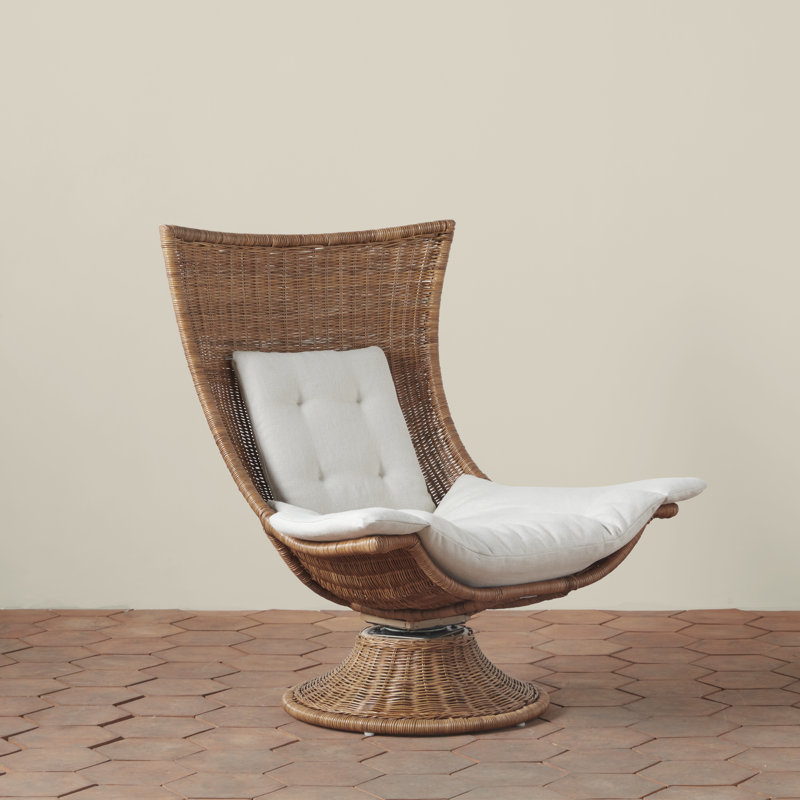 Healdsburg Swivel Tufted Lounge Chair, White Linen