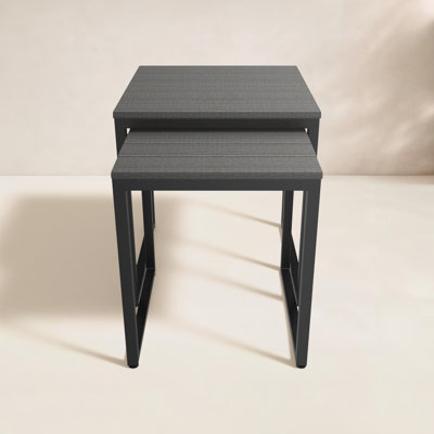 Townsend 19" Patio Side Table