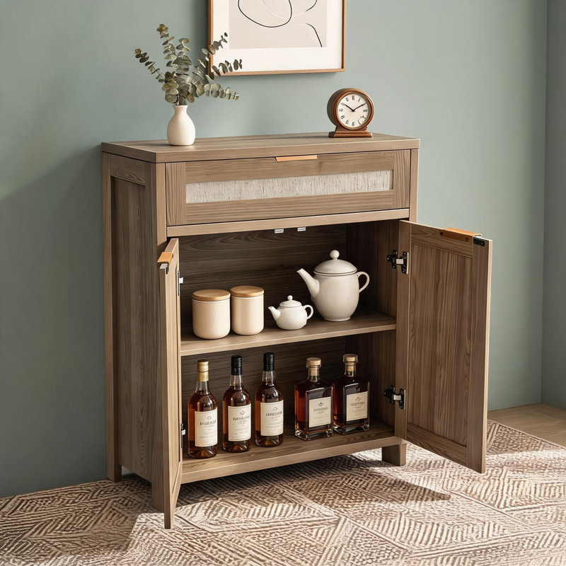 Buffet en bois et rotin