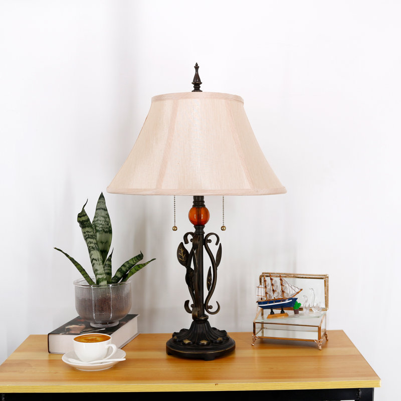 Lampe de bureau en résine Alcona