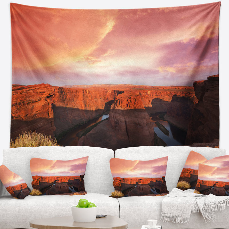 Tapisserie «Landscape Horse Horse Bend sous Cloudy Sky», H 50 po x l 60 po