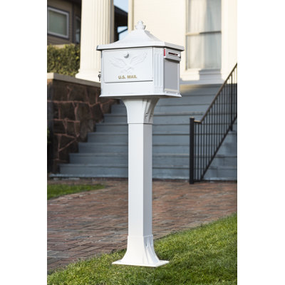 Hamilton Aluminum Post Mounted Mailbox