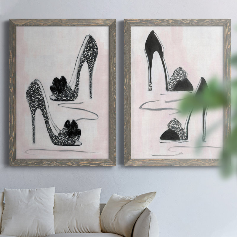 «Shoes That Dazzle I», ensemble de 2 peintures sur toile encadrées, H 31 po x l 44 po x P 1 po, Toile avec cadre gris