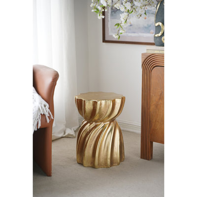 Table d'appoint contemporaine