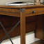 Bureau-1096720617