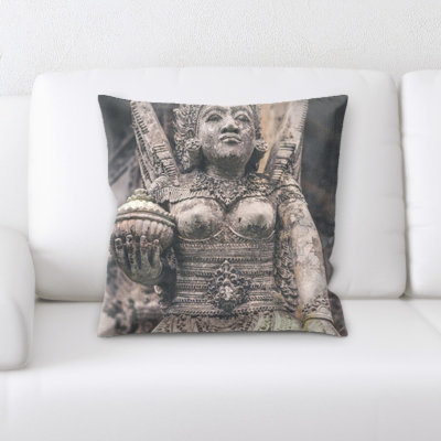 Coussin statue