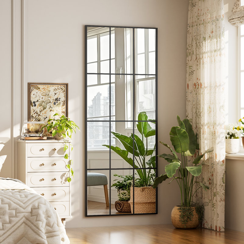 Miroir mural Nyazia, 69 po x 25 po