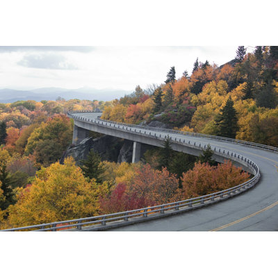 " Linn Cove Viaduct " by Jilllang