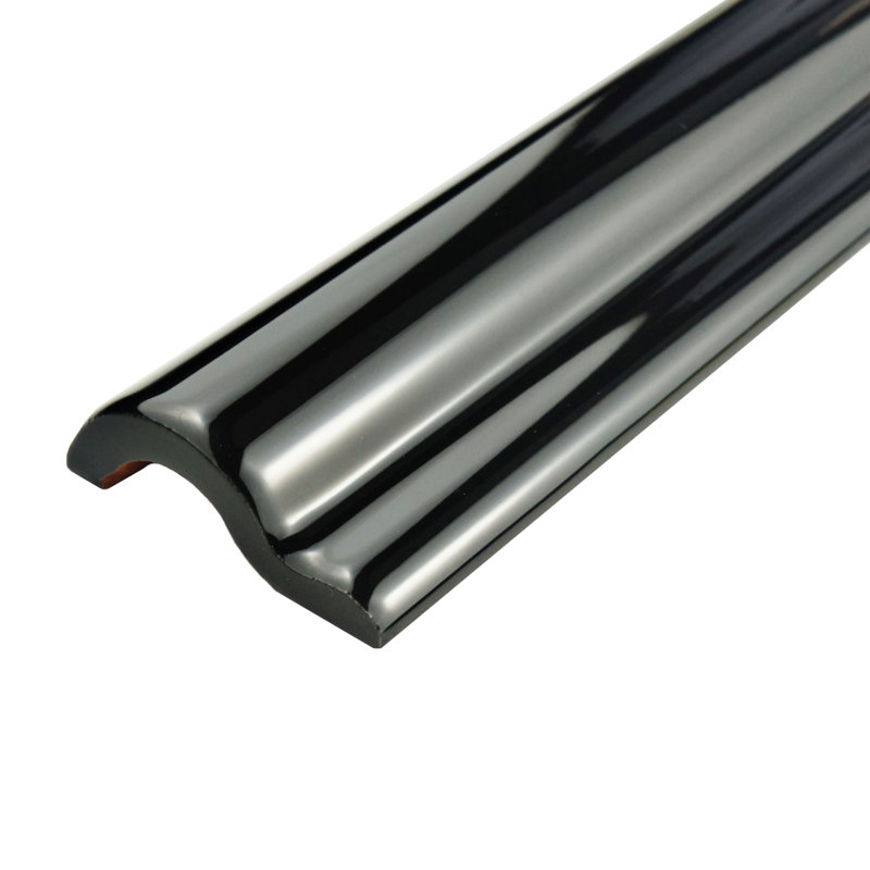 Santorini 7.9" x 2" Glossy Ceramic Mudcap Tile Trim in Nero