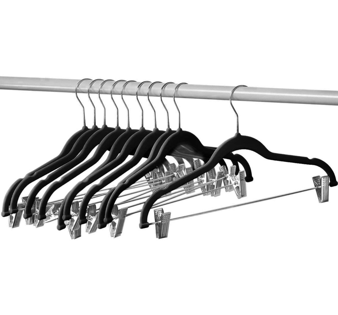 Khlani Velvet Non-Slip Hangers With Clips (Set of 10) Rebrilliant