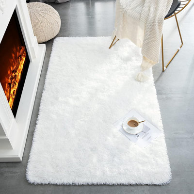 Tapis moelleux super moelleux, tapis moelleux d'intérieur moderne pour le salon, la chambre à coucher, la chambre d'enfant, la décoration de la chambre de bébé, le tapis rectangulaire antidérapant, blanc crème