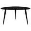 Table basse triangulaire en bois massif noir, finition élégante, pieds en fer évasés fuselés, coins légèrement arrondis, largeur de 39 po et profondeur de 31 po