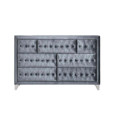 19'' W 7 - Drawer Dresser