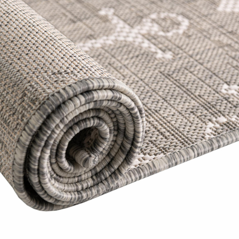 Tapis d'extérieur Ayton couleur sable, Ovale 3 pi 3 po x 5 pi 3 po