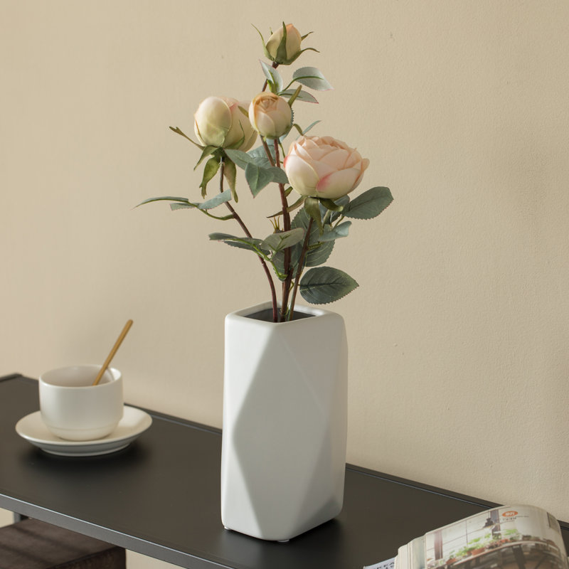 Jaliya Ceramic Table Vase