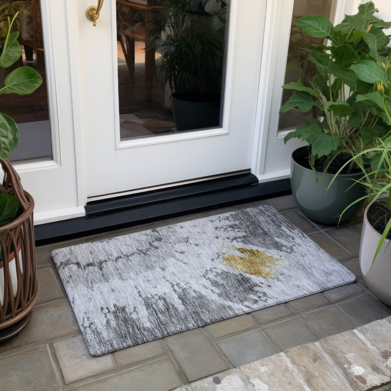 Tapis intérieur / extérieur Melania avec envers antidérapant, Rectangle 1 pi 8 po x 2 pi 6 po