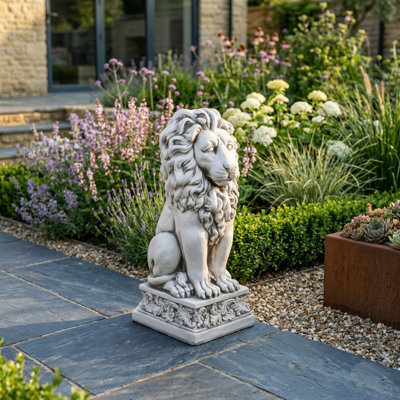 Animals Garden Statue