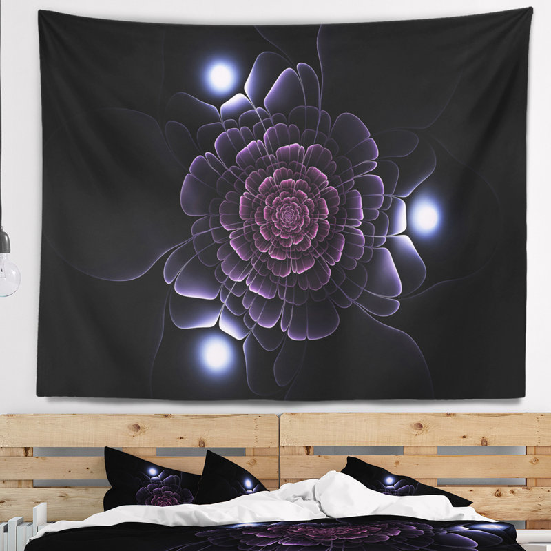 Mauve fleur fractale sur une tapisserie foncée, H 32 po x l 39 po