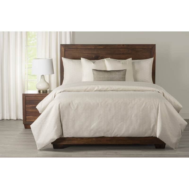 Star Attraction Luminous Motif Duvet Cover & Insert Set, California King Duvet Cover + 2 Shams + 3 Pillows