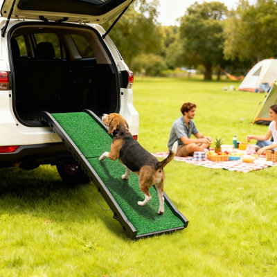 Rampe pliable pour chien en voiture, rampe portative de 155 cm avec surface antidérapante pour gazon et rebords latéraux surélevés.