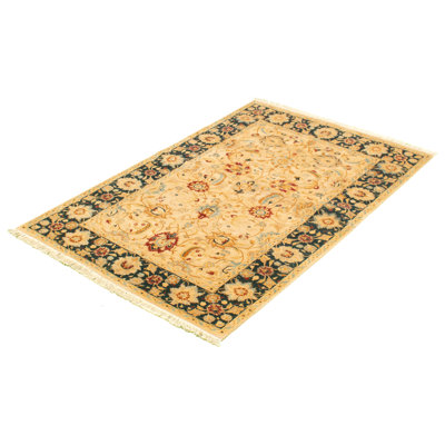 Tapis persan ivoire en laine noué à la main de conception unique 4 pi 6 po x 7 pi nouvel âge pako
