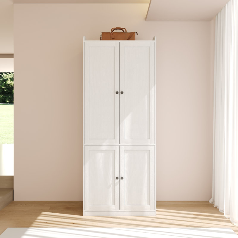 Armoire-penderie moderne autoportante avec quatre portes et tringle