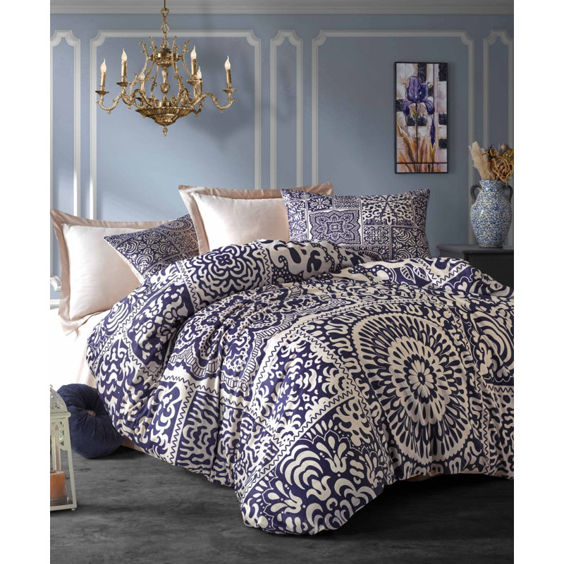 Luxury Double Quilt Cover Set, Dark Blue & Cream, 79.0 x 79.0 inches | 100% Polyester Microsatin & 100% Cotton | Machine Washable, Zipper Closure | High-Quality 3D Printing, Soft & Comfortable Pillowcases (2 Pieces)