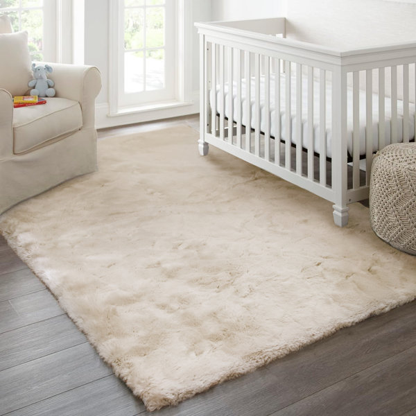 Mercer41 Tristion Cozy Faux Rabbit Fur Area Rug Machine Washable Rug in ...