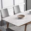 Ensemble de chaises de table luxueuses en frêne et en pierre frittée-105343682