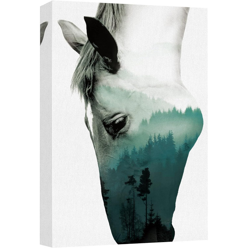 Courir avec des chevaux, un cheval sauvage et une montagne brumeuse, Toile tendue, H 48 po x l 32 po