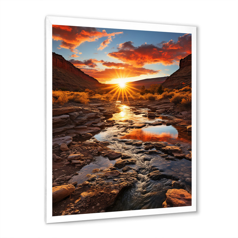 Coucher de soleil à Utah Mountain I, Cadre simple blanc, H 44 po x l 34 po x P 1,5 po