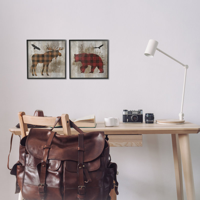 Woodland Creatures, H 12 po x l 24 po, Giclée encadrée noir minuit