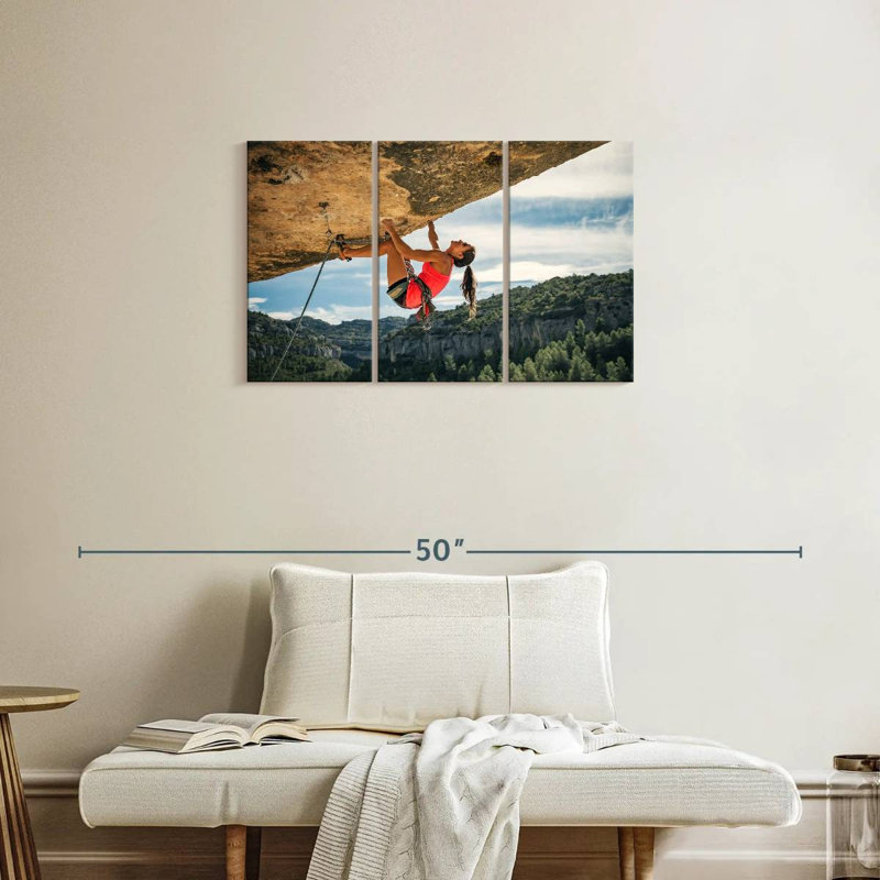 Senne Margalef Rock Climber, 20" H x 33" W