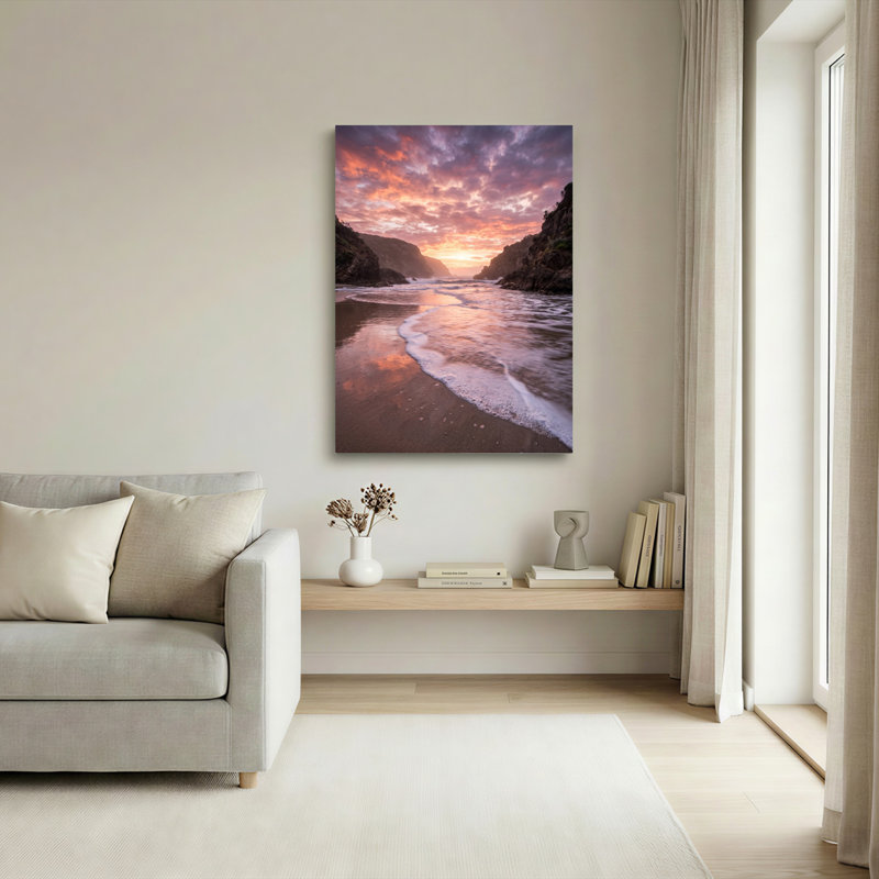 Ensemble de 1 tableau sur toile représentant un coucher de soleil sur la plage, H 48 po x l 32 po, Toile tendue